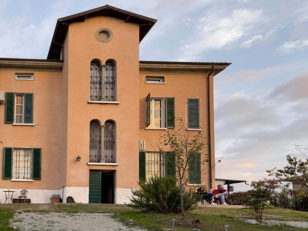 Hotel Notte Rosa Fornovo di Taro Esterno foto