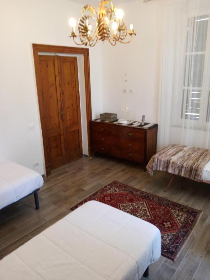 Hotel Notte Rosa Fornovo di Taro Esterno foto