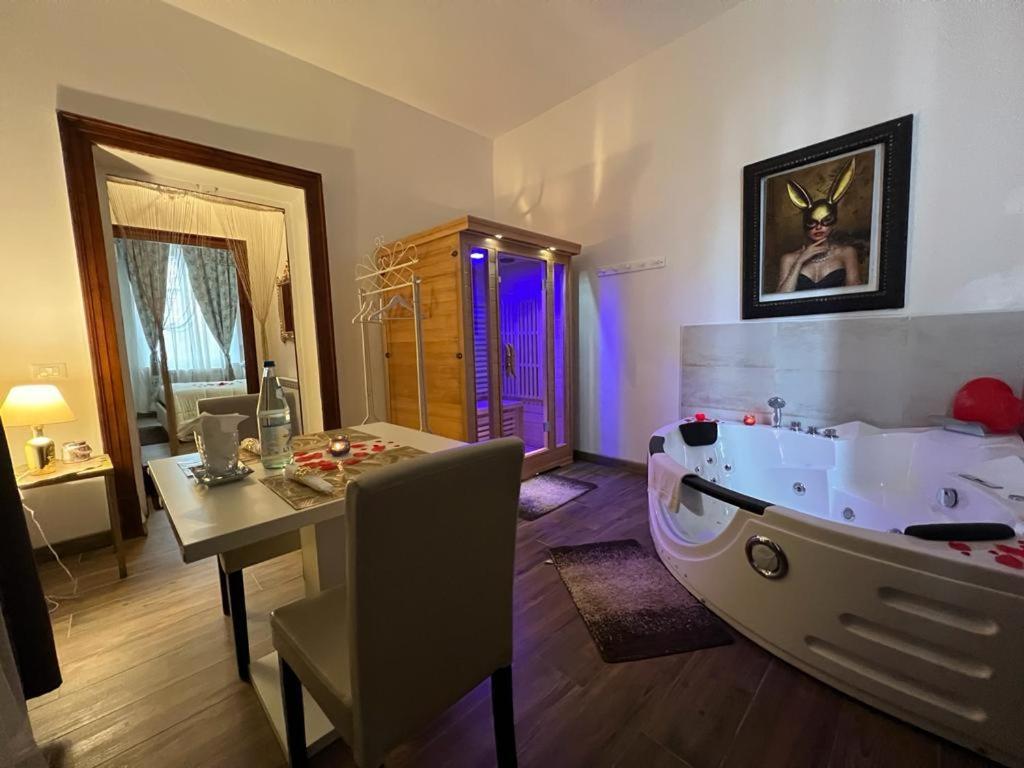 Hotel Notte Rosa Fornovo di Taro Camera foto
