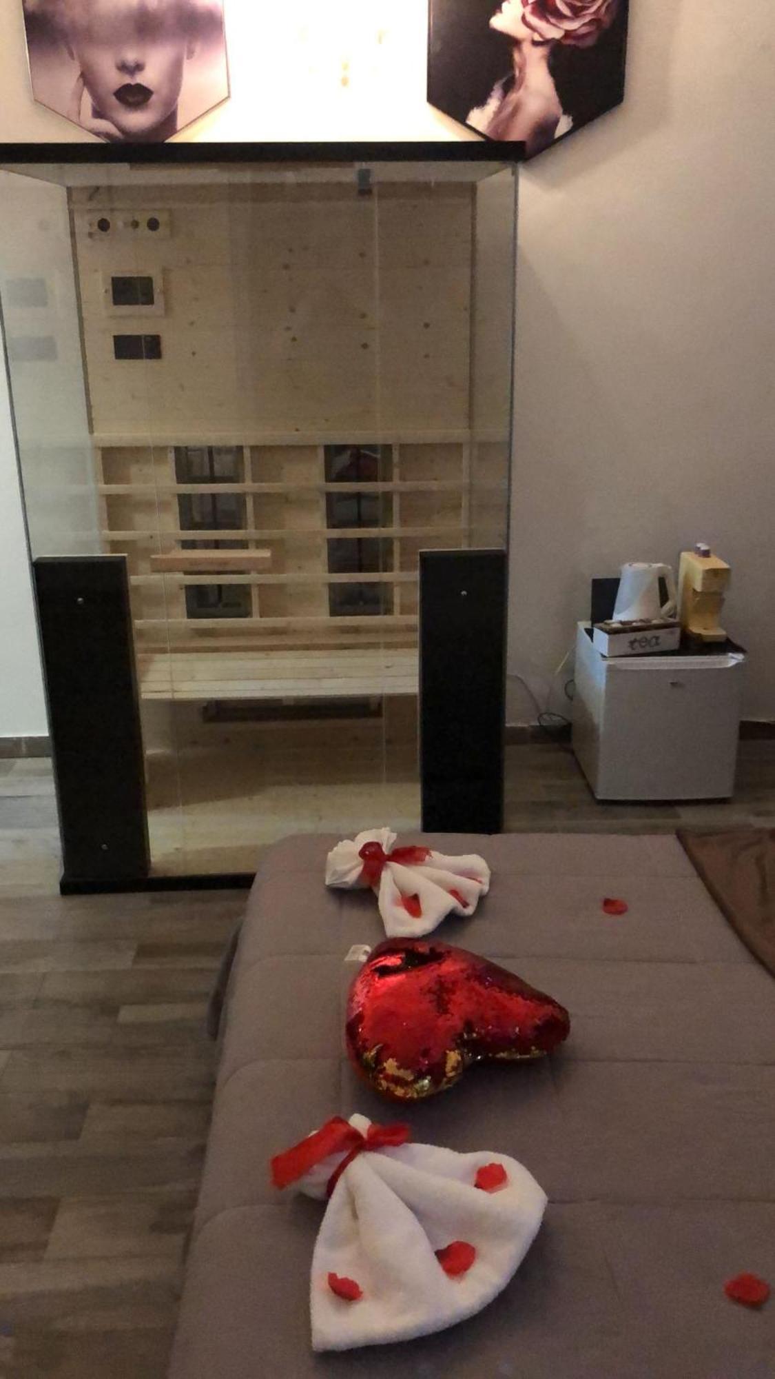 Hotel Notte Rosa Fornovo di Taro Esterno foto